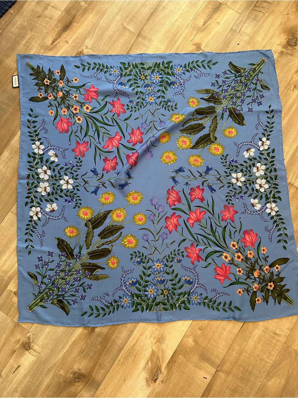 New In Box- Gucci Blue Floral Silk Blooms Scarf
